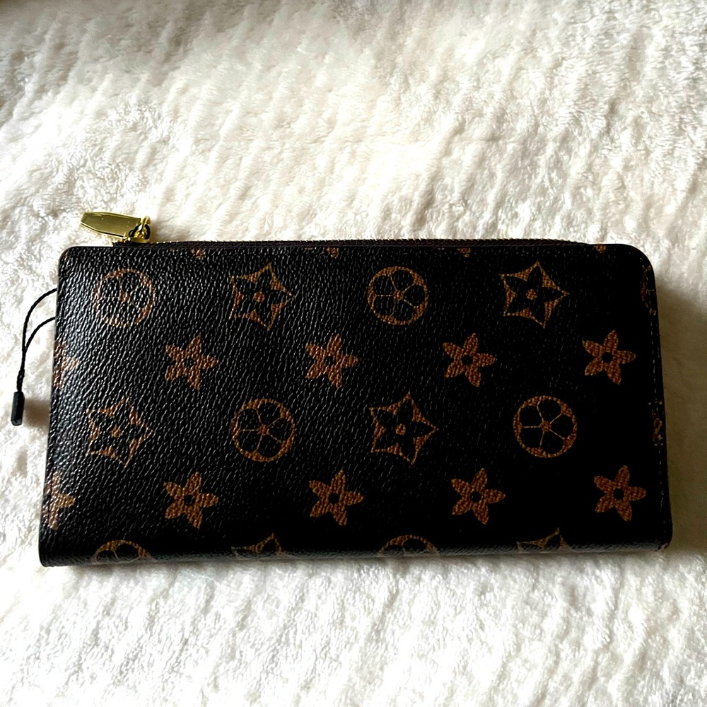 Black and brown wallet new